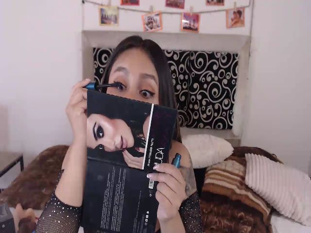 Live sex webcam photo for Litlecapricex #269583075