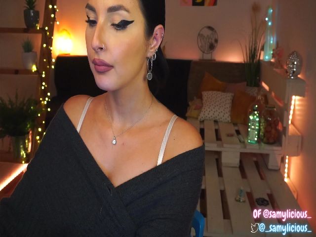 Live sex webcam photo for Runa__ #269586540