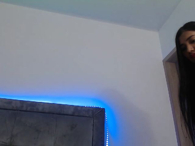 Live sex webcam photo for Noha_24_ #269585989