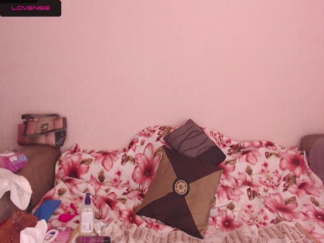 Live sex webcam photo for BraveSpirit4u #269580204