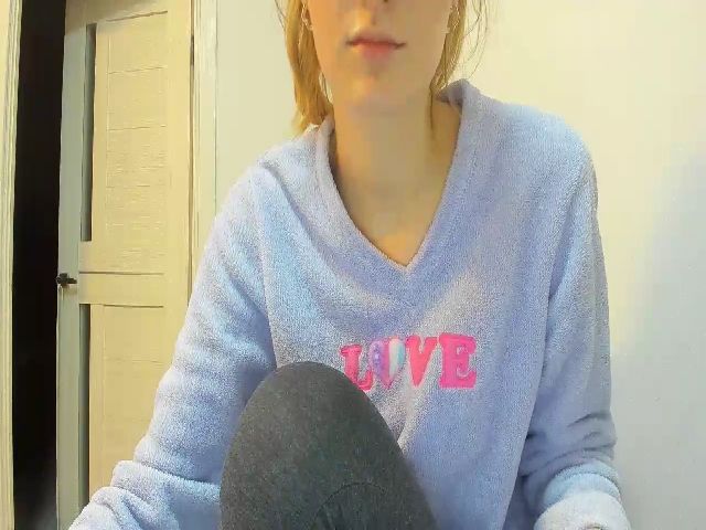 Live sex webcam photo for Eva_Knight #269590351