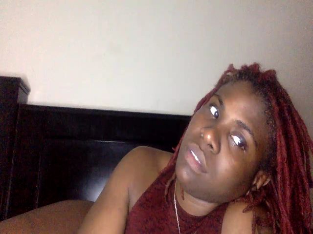 Live sex webcam photo for Candyrain007 #269576058