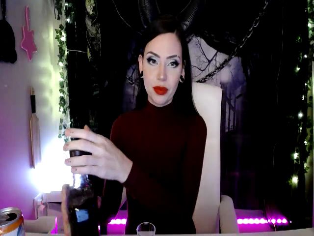 Live sex webcam photo for ItsMe_JAM #269575767