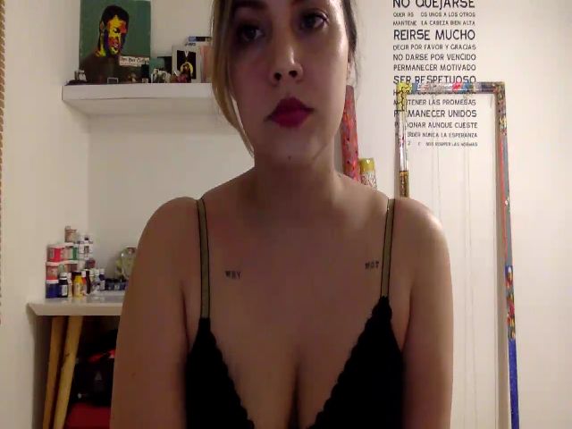 Live sex webcam photo for Alicenicolle #269592229