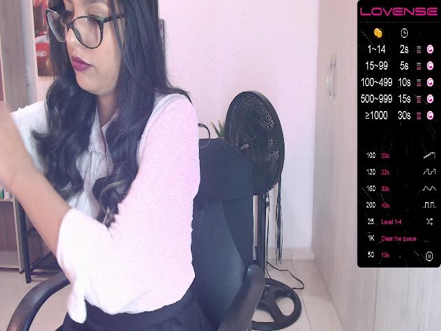Live sex webcam photo for Kata_lehia #269584957