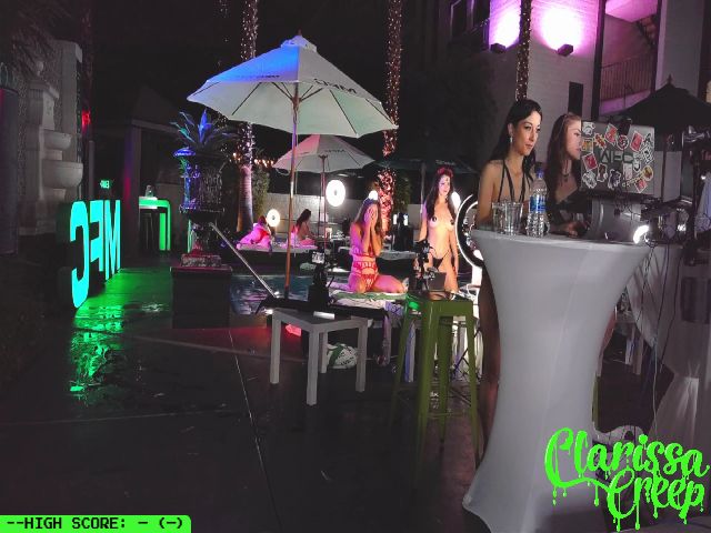 Live sex webcam photo for ClarissaCreep #269575654