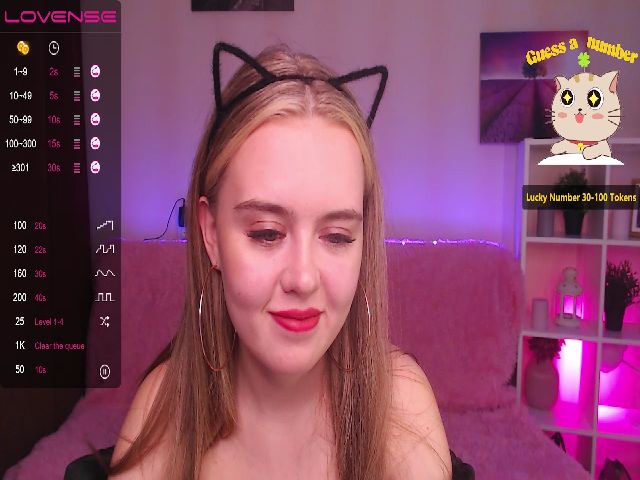 Live sex webcam photo for Kelly_cherry #269591080