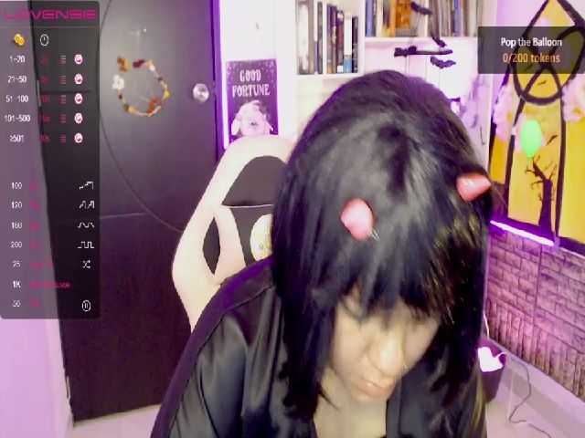 Live sex webcam photo for Clairebays_ #269576794