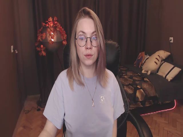 Live sex webcam photo for Wild_F0x #269581502