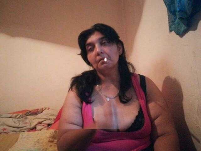 Live sex webcam photo for julija38 #269598240