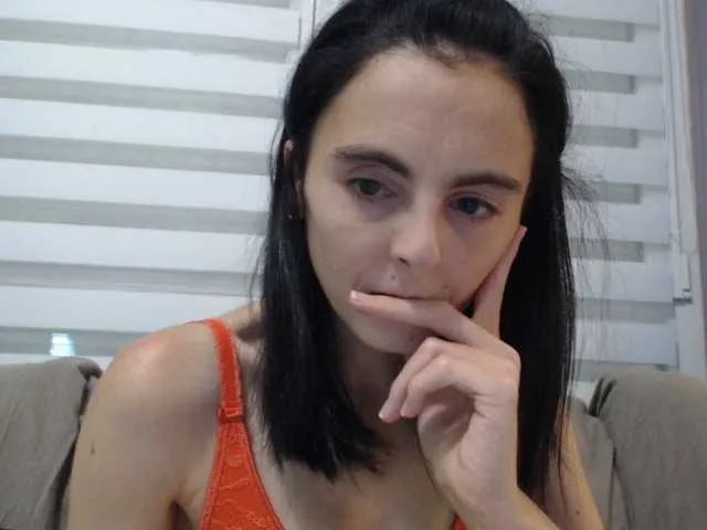 Live sex webcam photo for cleophee #287942375