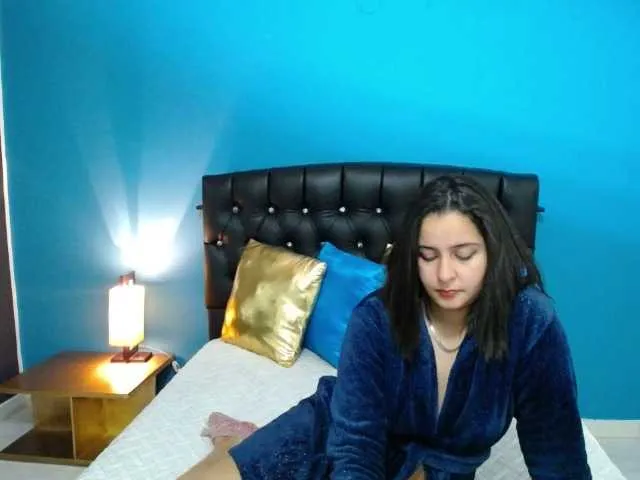 Live sex webcam photo for goddesstepha #269594099
