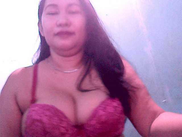 Live sex webcam photo for wildmom4u #269593680