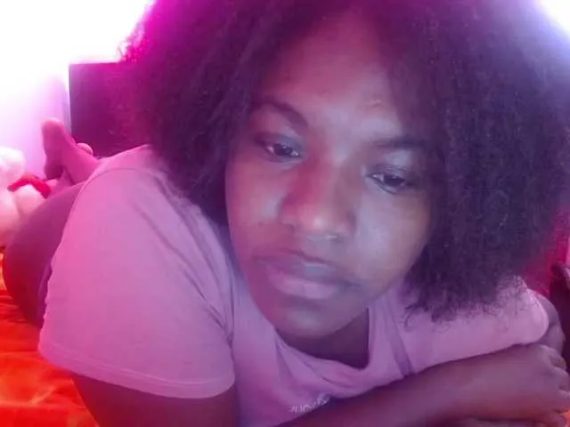 Live sex webcam photo for Daizy-cooper #269603140