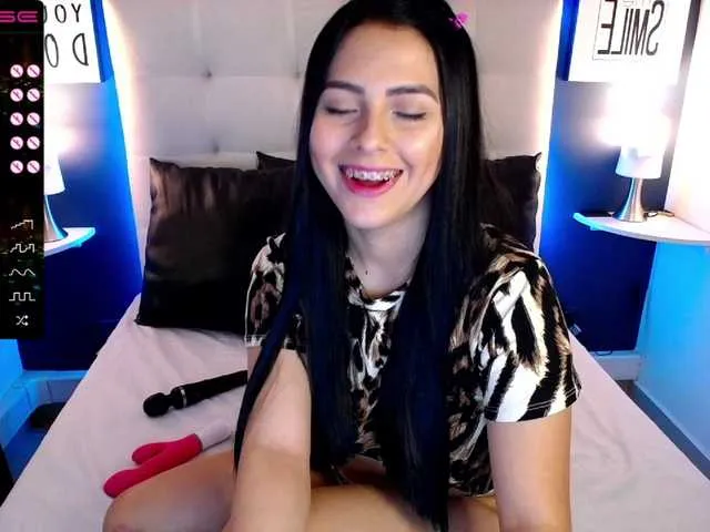 Live sex webcam photo for ZoeBolton #269603032