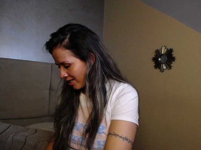 Live sex webcam photo for Jipsya #269598714