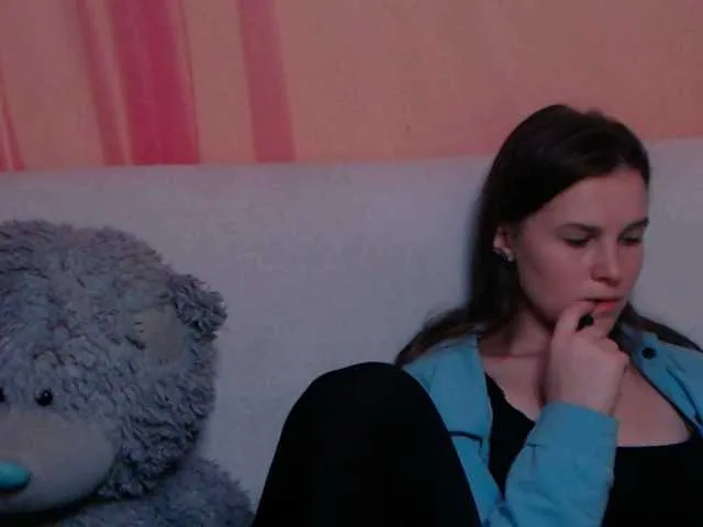 Live sex webcam photo for roksanamae #269598687