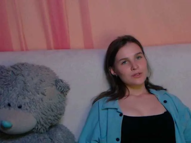 Live sex webcam photo for roksanamae #269603195
