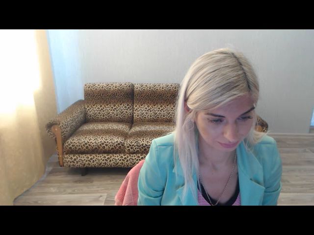 Live sex webcam photo for SexyBeatriice #269599124