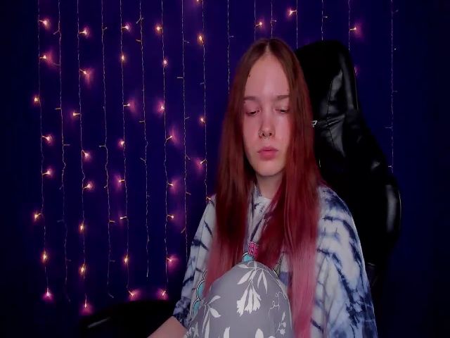 Live sex webcam photo for JaneNichols #269596521