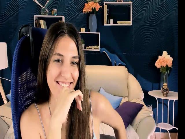 Live sex webcam photo for SoloVB #269601757