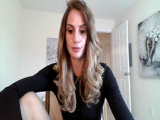 Live sex webcam photo for dancingrene_ #269608812