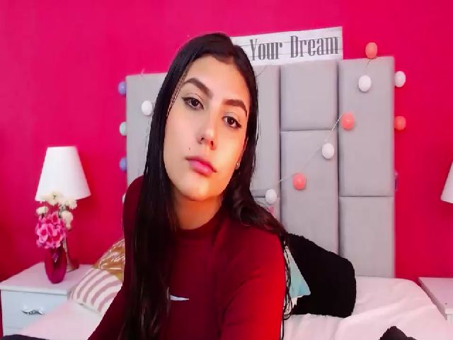 Live sex webcam photo for Mia_thompsons #269608654