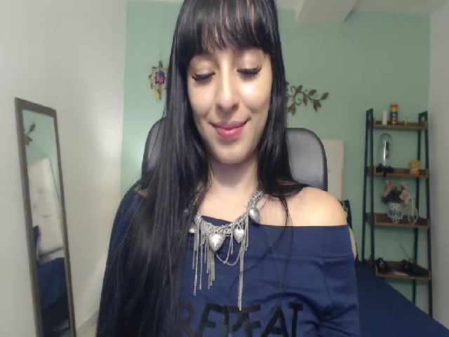 Live sex webcam photo for Kattyduque #269611891