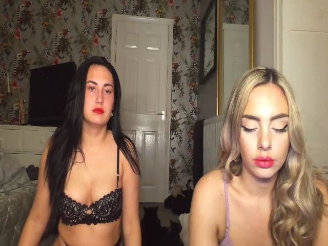 Live sex webcam photo for Sexysisixxx #269609552