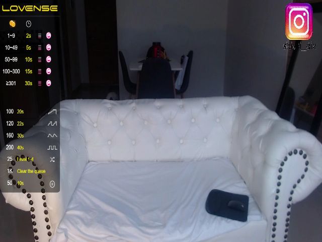 Live sex webcam photo for Dixie_rosse #269603513