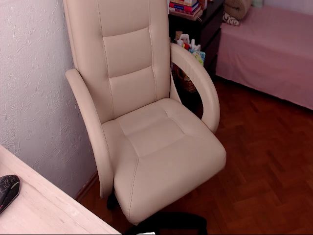 Live sex webcam photo for AshleySinner #269612059