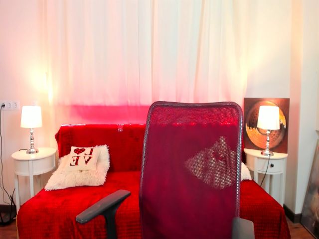 Live sex webcam photo for Tina_Cutie #269609644