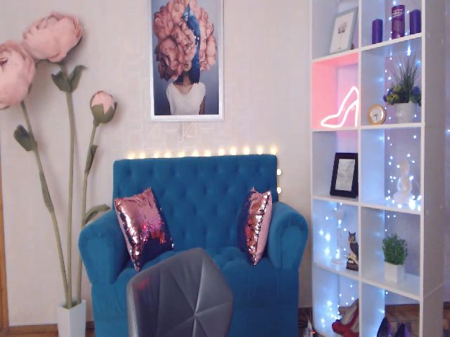 Live sex webcam photo for AvaaHarper #269603377