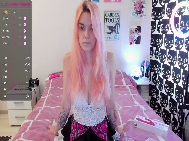 Live sex webcam photo for IvyFarel #269599699