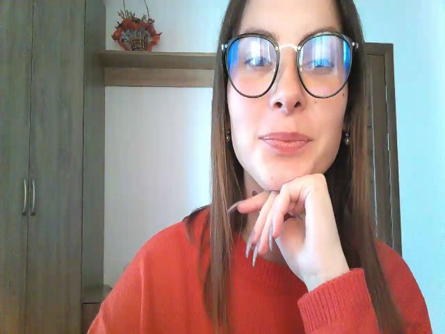 Live sex webcam photo for MisssSun #269603368