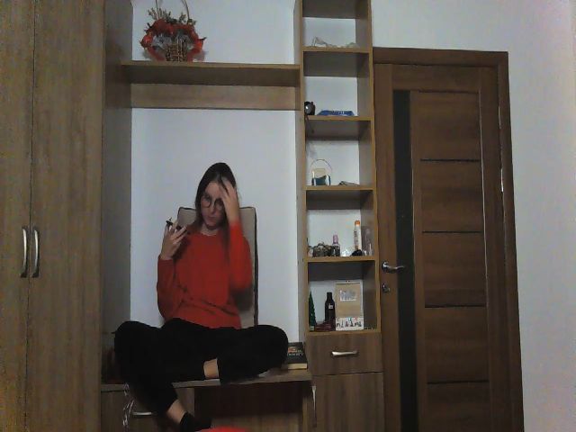 Live sex webcam photo for MisssSun #269608607