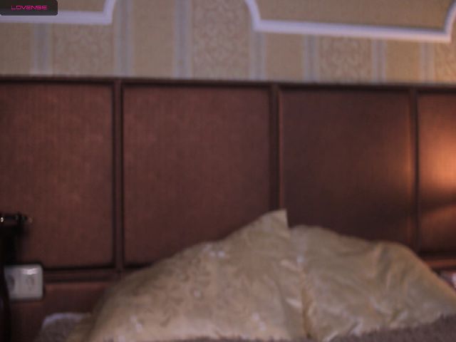 Live sex webcam photo for SofiaFoster #269604424