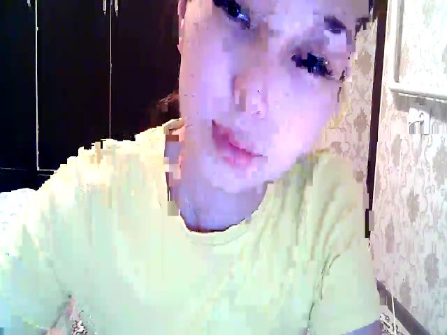 Live sex webcam photo for MissMolly____ #269611526