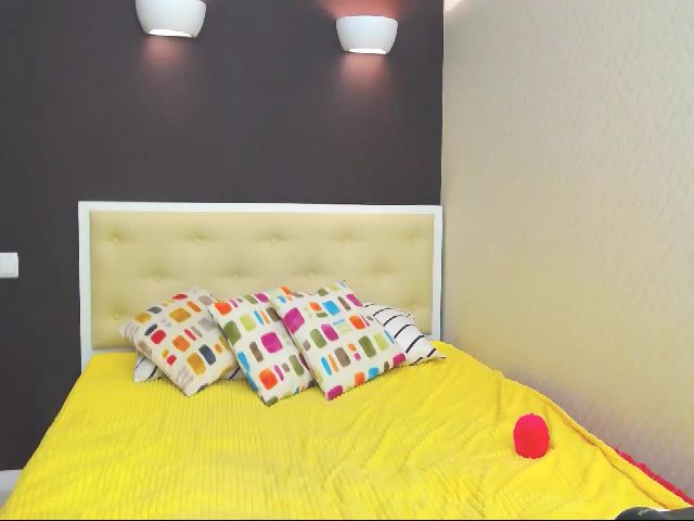 Live sex webcam photo for Myla_Clark #269595492