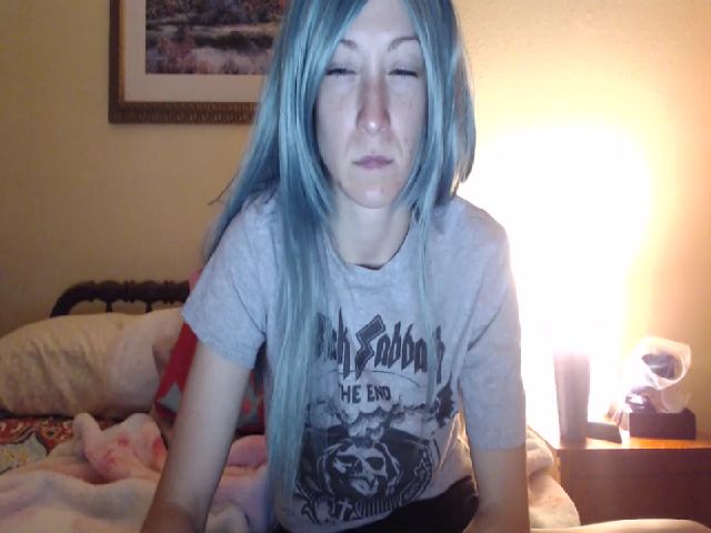 Live sex webcam photo for xKawaiiQueenx #269597153