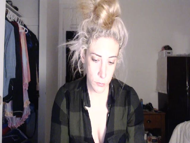 Live sex webcam photo for NightxLight #269596957
