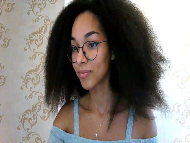 Live sex webcam photo for Carmel_Dee #269604385