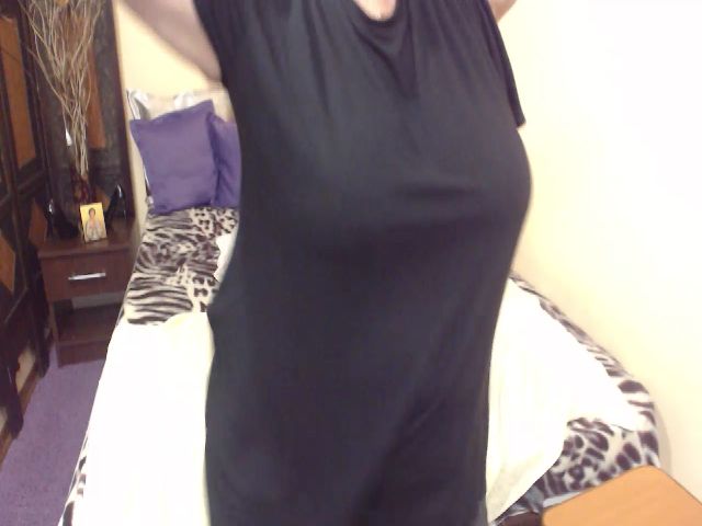 Live sex webcam photo for xSweetKarina #269600441
