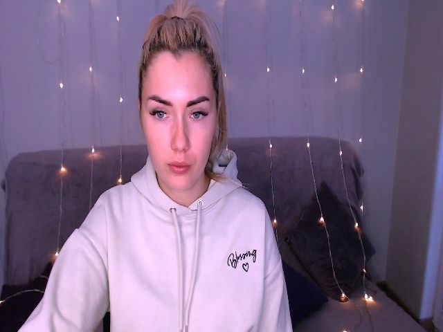 Live sex webcam photo for TrishKlein #269597374