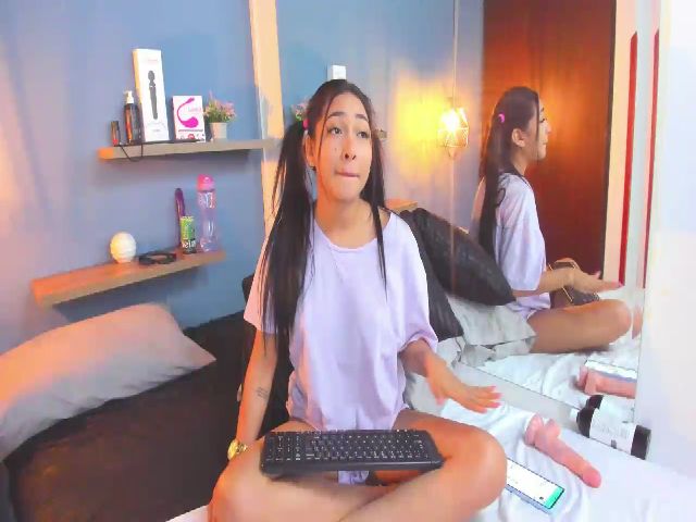 Live sex webcam photo for Emily_narvaez #269611180