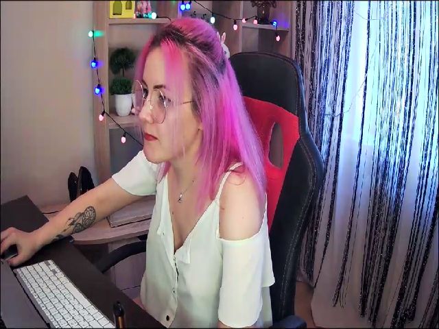Live sex webcam photo for Marshmalllow #269600769