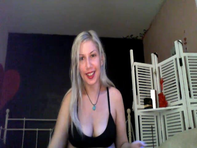 Live sex webcam photo for Marvel33 #269597276