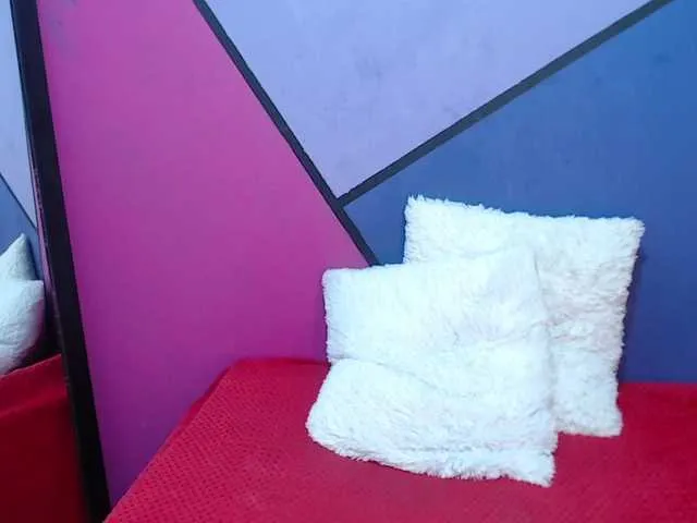 Live sex webcam photo for scottie26 #269598771