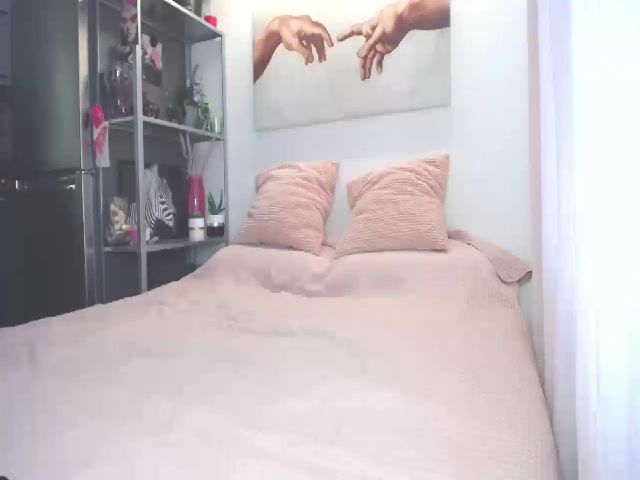 Live sex webcam photo for BritanyMom #269599236