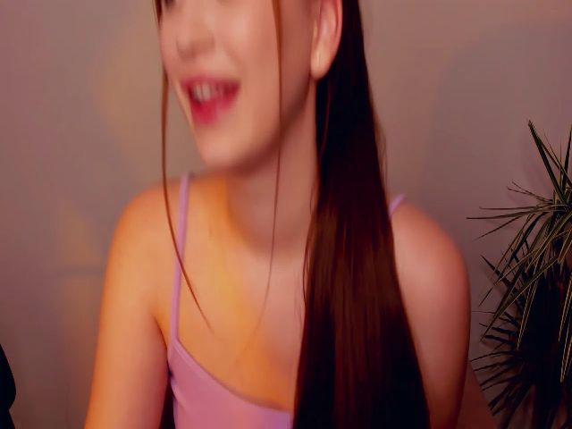 Live sex webcam photo for Lanna_Rhoades #269609982